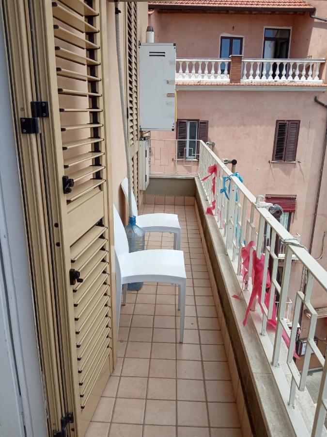Holiday House Maurizio Formia Bagian luar foto