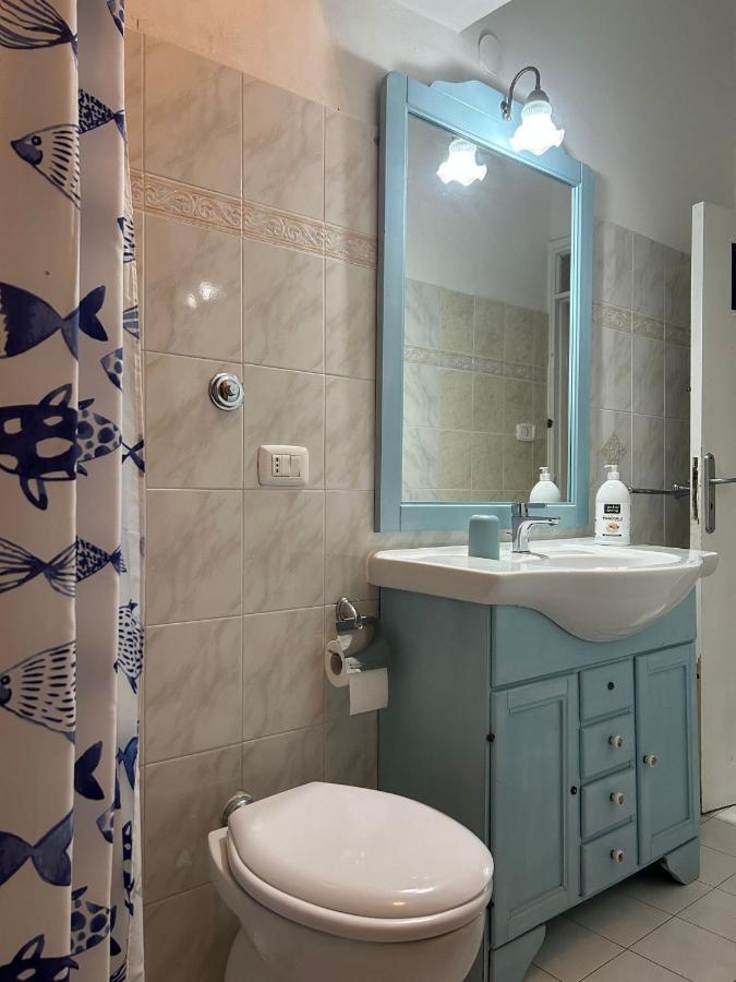 Holiday House Maurizio Formia Bagian luar foto