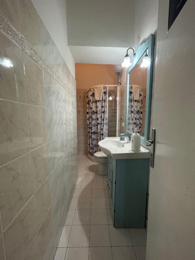 Holiday House Maurizio Formia Bagian luar foto