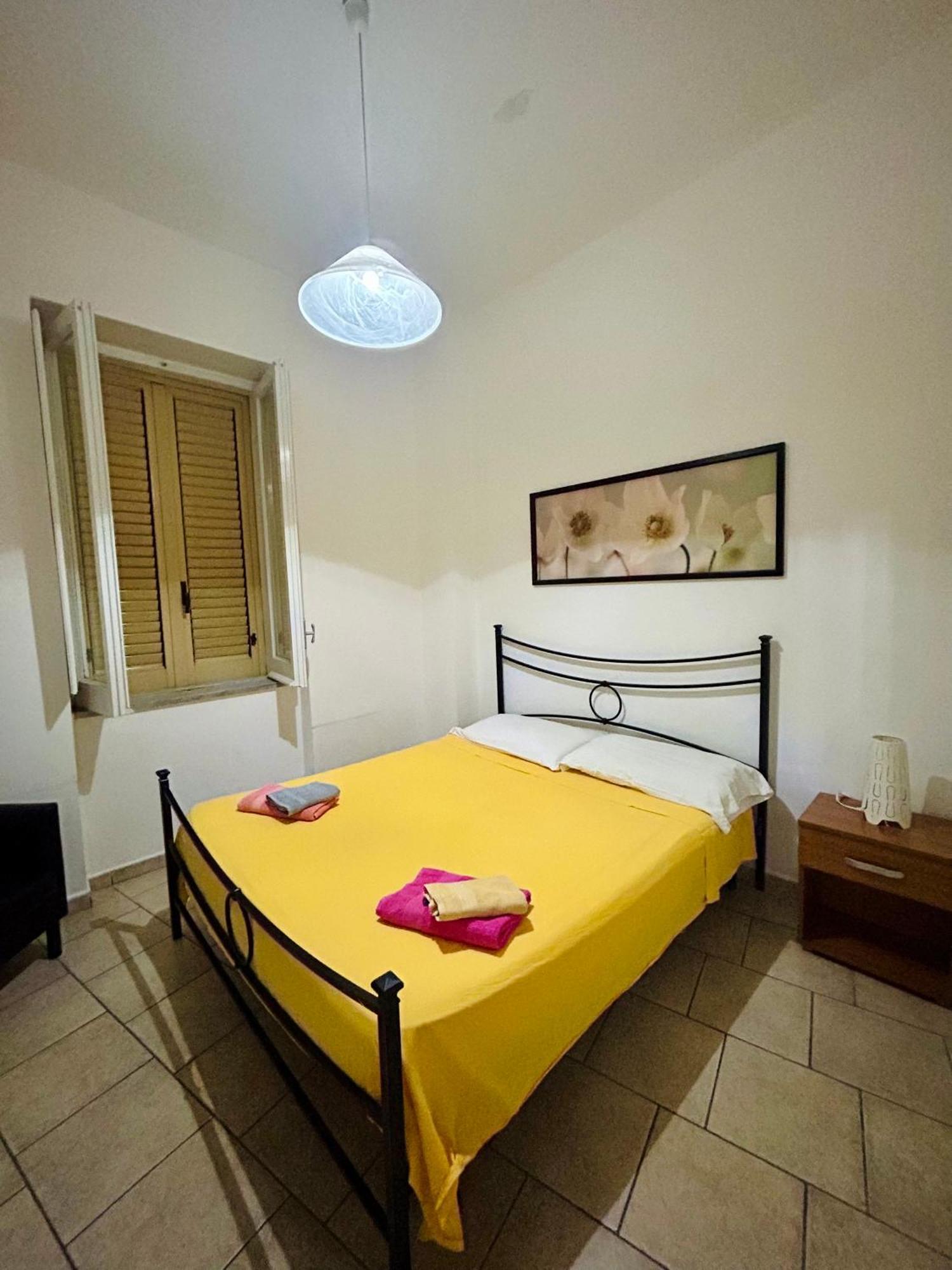 Holiday House Maurizio Formia Bagian luar foto