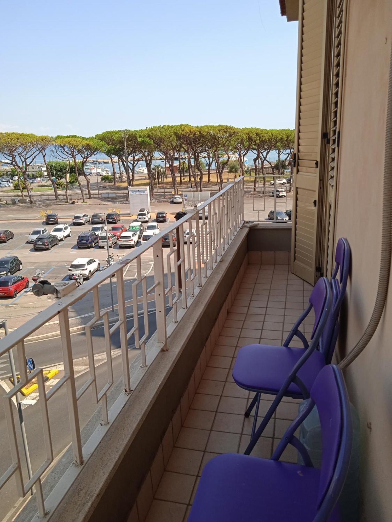 Holiday House Maurizio Formia Bagian luar foto